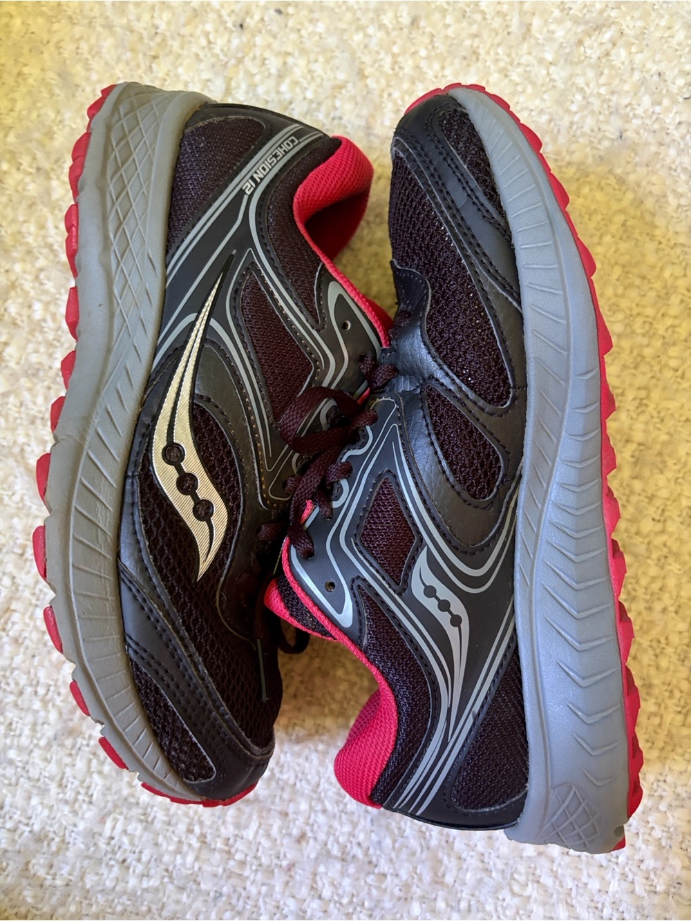 🏆 SAUCONY COHESION 12 WOMENS SIZE 7.5 BLACK & PINK RUNNING/ TRAIL SHOES